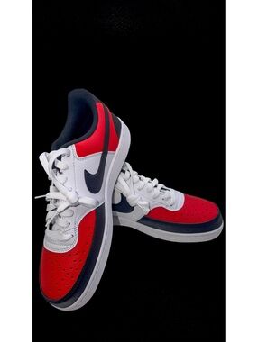 Nike Court Vision LO size 8.5 men